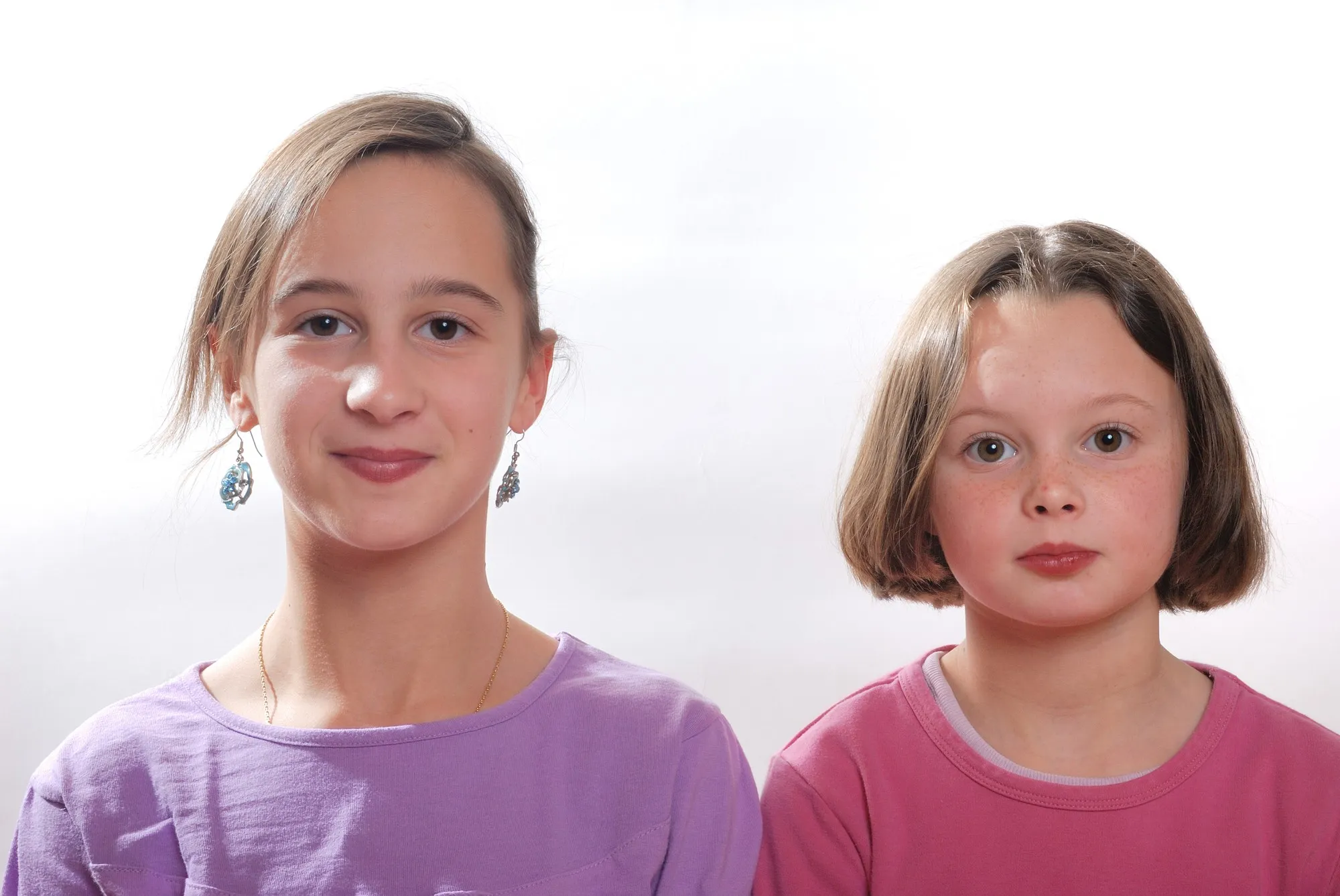 Complicity between sisters