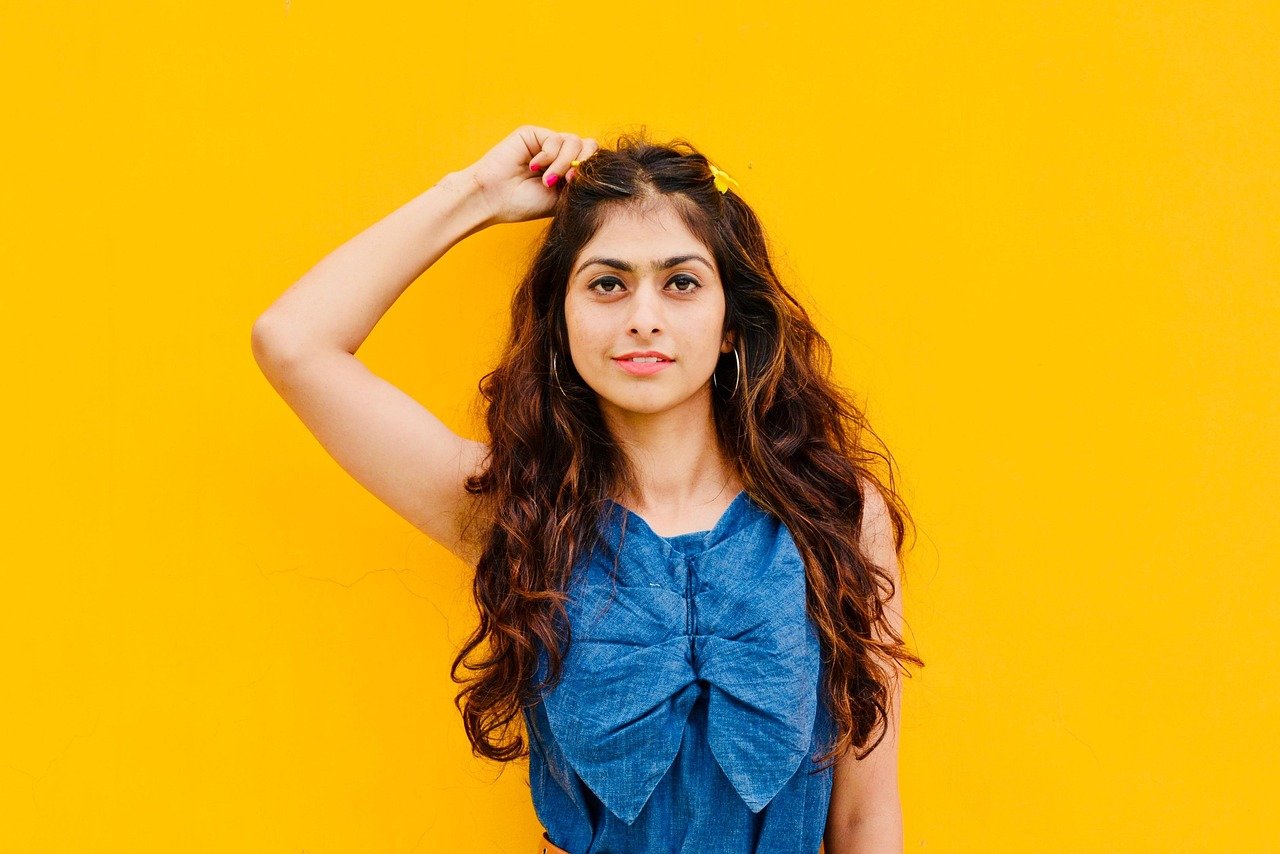 model, yellow background, pose, portfolio, yellow model, portfolio, portfolio, portfolio, portfolio, portfolio