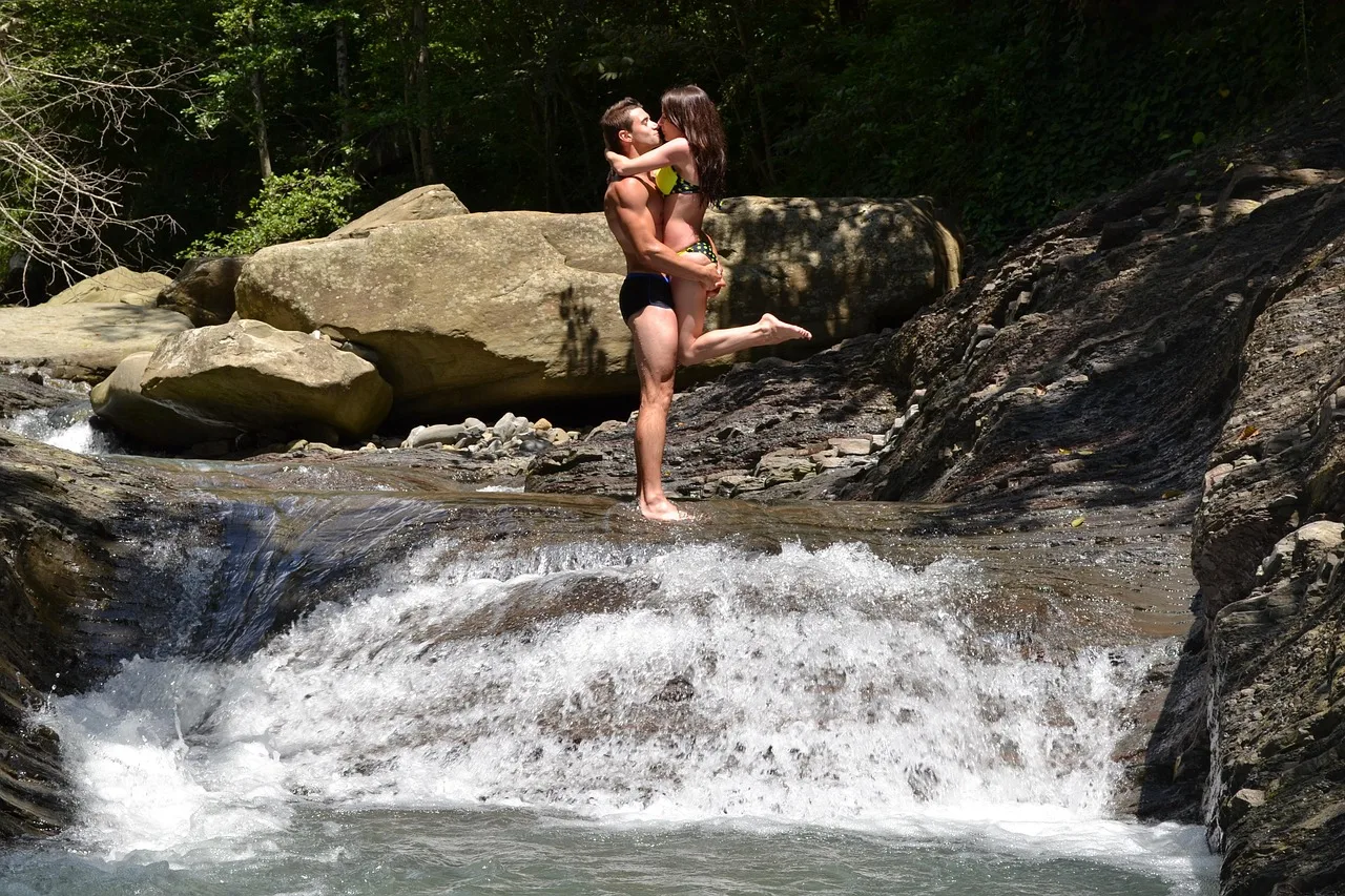 miłość, couple, romantic, plaża, morze, kiss, para, roman, pocałunek, kobieta, natura, krajobraz, sylwetka, zachód słońca, zakochani