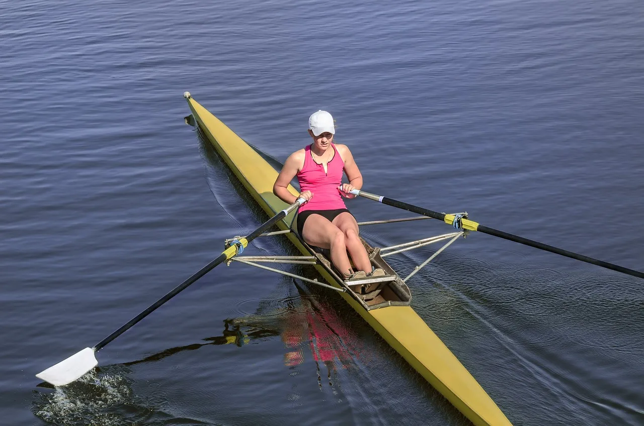 sports, rowing, oar, competition, water, competitive, morski, vessel, natura, strength, build, race, muscular, crew, regatta, athlete, człowiek, łódź, endurance, determination, motion, rzeka, arm, dedication, praca, shoulder