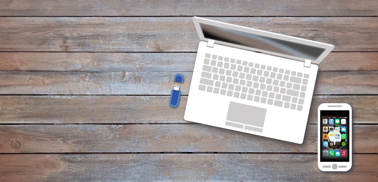 gabinet, stół, domowe biuro, laptop, smartphone, pamięć usb, twórczy, pulpit, komputer, wolny strzelec, biurko, miejscu pracy, co-working, projektant, styl, notatnik, praca, praca w biurze, samozatrudniony, baner, płaska konstrukcja, smartphone, smartphone, smartphone, smartphone, smartphone