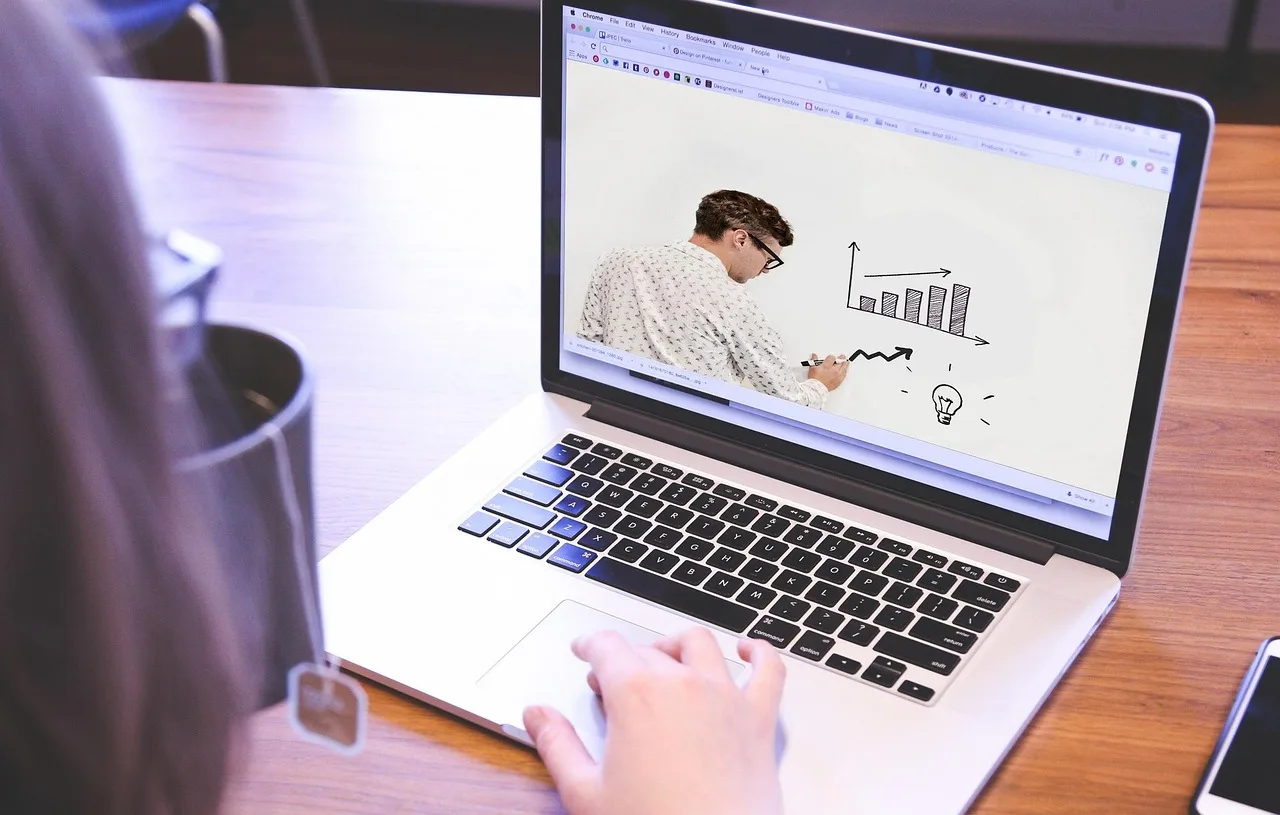 online, klasa, kierunek, nauczyciel, laptop, seminarium internetowe, e-learning, online klasa, edukacja, wirtualny, uniwersytet, internet, online, e-learning, e-learning, e-learning, e-learning, e-learning, wirtualny