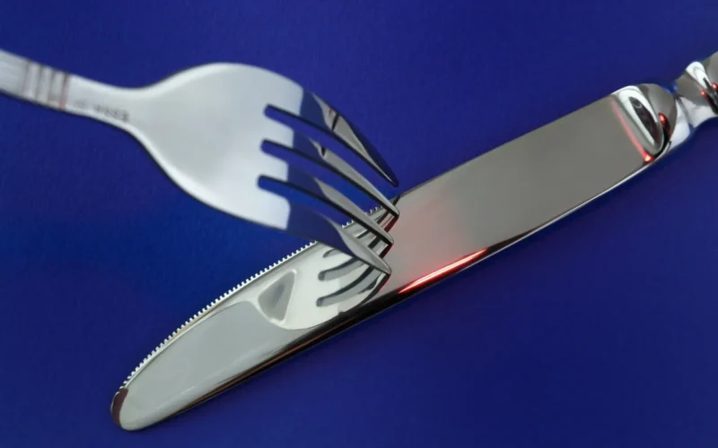 niebieski, chrome, clean, ścieśniać, composition, dangerous, szczegół, eat, eating, empty, fork, hunger, hungry, knife, makro, minimalism, minimalistic, odbicie, restaurant, cień, sharp, blask, shiny, silver, chrome, eat, hunger, hunger, hungry, hungry, knife, minimalism, minimalistic, silver, silver, silver, silver, silver