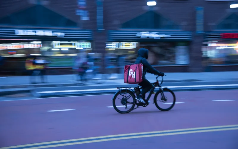 Food delivery worker in New York City. Photo by Julia Justo